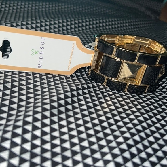 Windsor chunky black gold  tone elastic bracelet - Picture 4 of 4